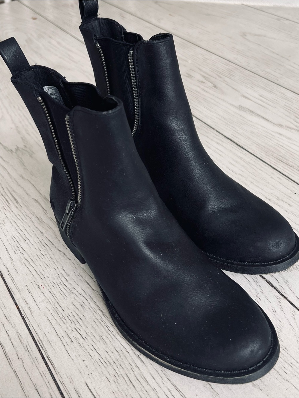 Rocket Dog Camilla Chelsea Black Women's Ankle Boots